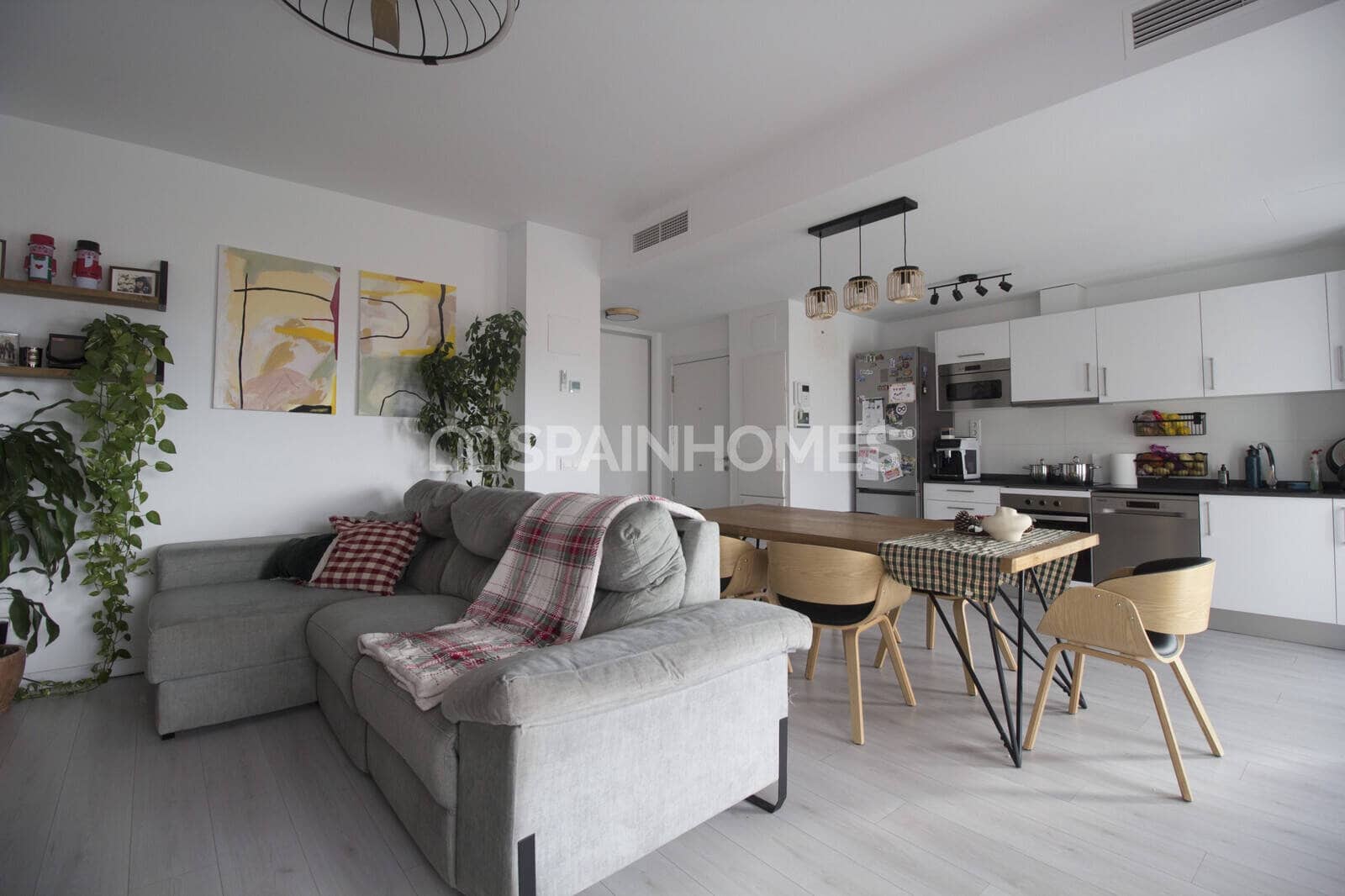 3 slaapkamer Flat te koop in Benalmadena met zwembad - € 420.000 (Ref: 9735196)