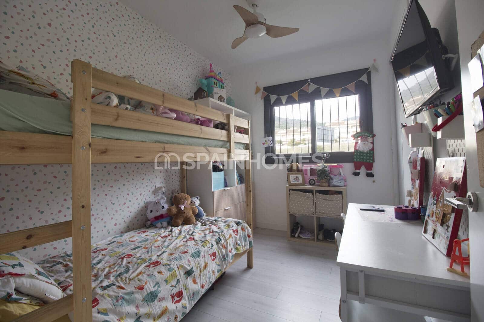 3 slaapkamer Flat te koop in Benalmadena met zwembad - € 420.000 (Ref: 9735196)