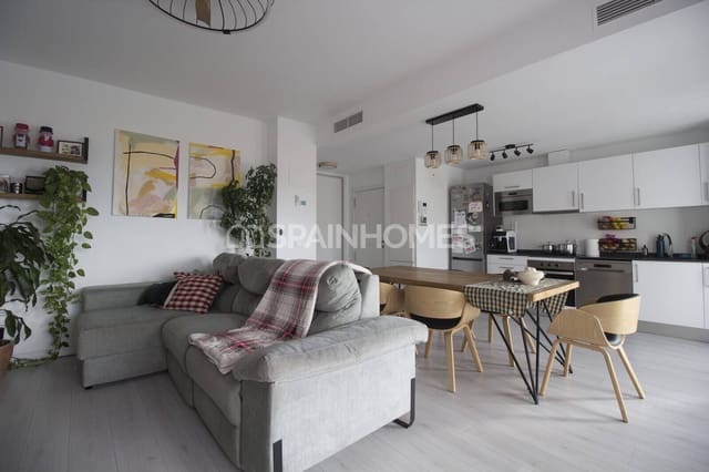 3 slaapkamer Flat te koop in Santangelo, Benalmádena met zwembad - € 420.000 (Ref: 9735196)