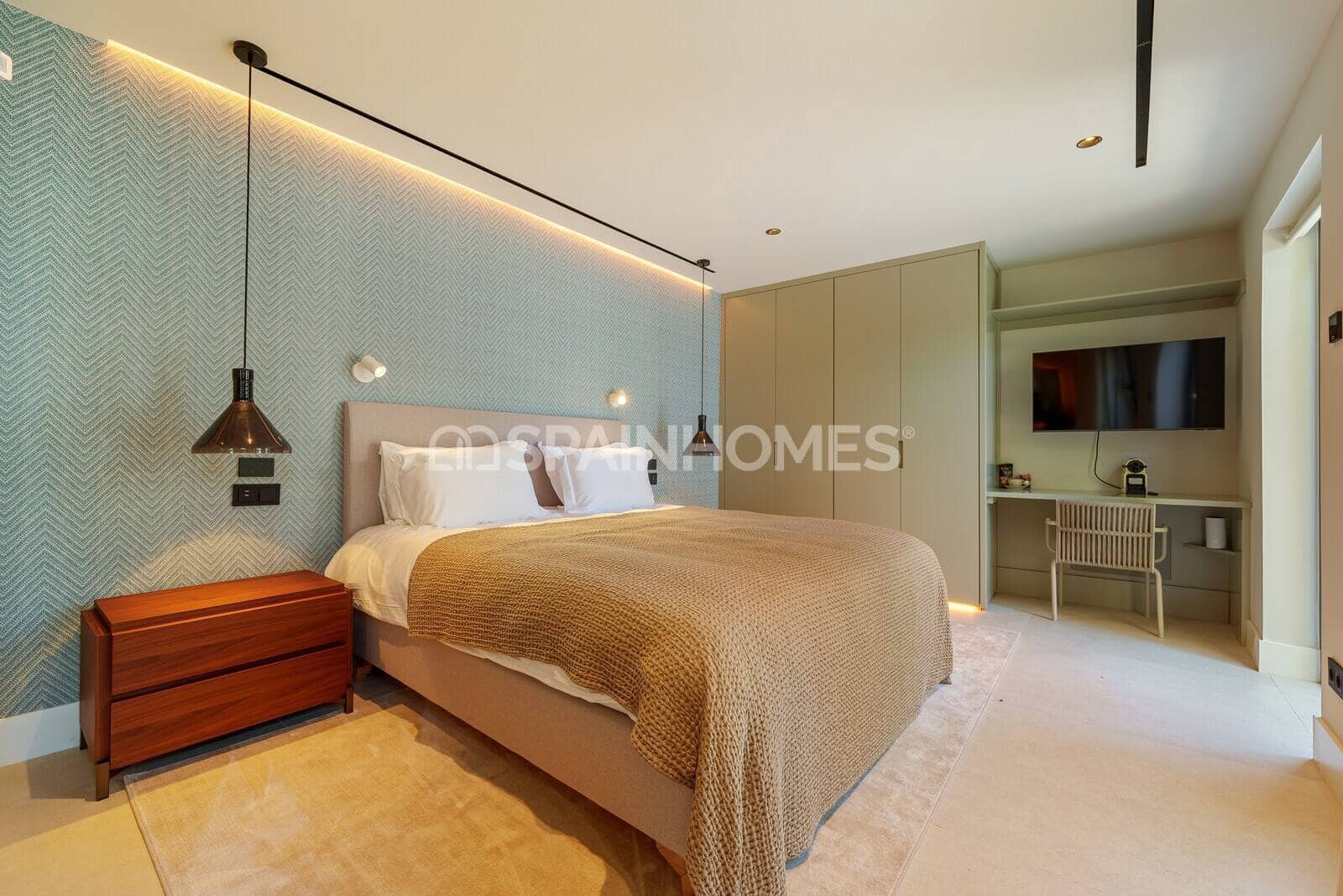 5 soveværelse Villa til salg i Nueva Andalucia med swimmingpool - € 6.500.000 (Ref: 9735197)