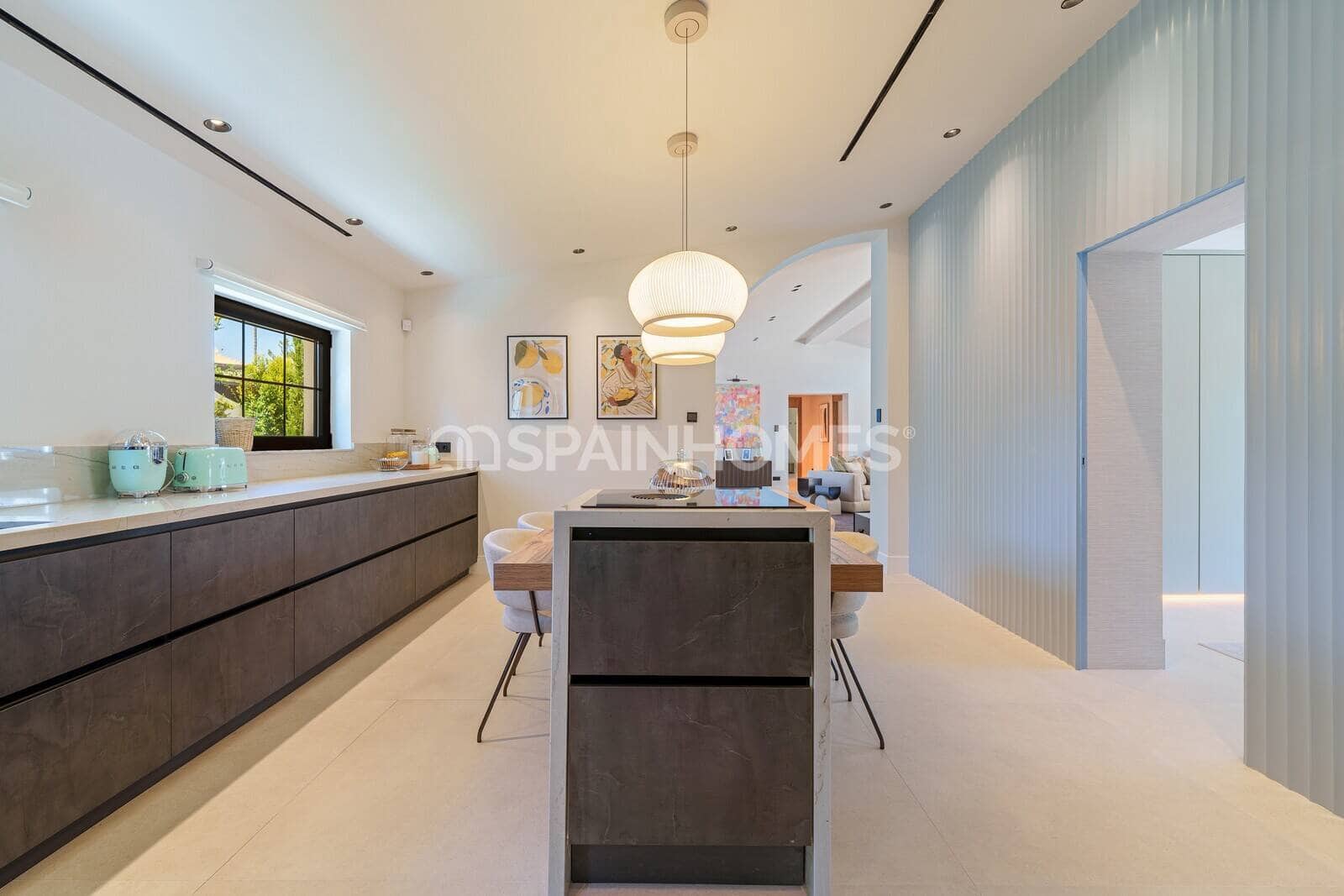 5 chambre Villa/Maison à vendre à Nueva Andalucia avec piscine - 5 750 000 € (Ref: 9735197)