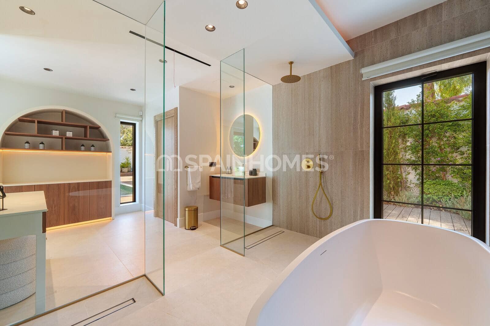 5 chambre Villa/Maison à vendre à Nueva Andalucia avec piscine - 5 750 000 € (Ref: 9735197)