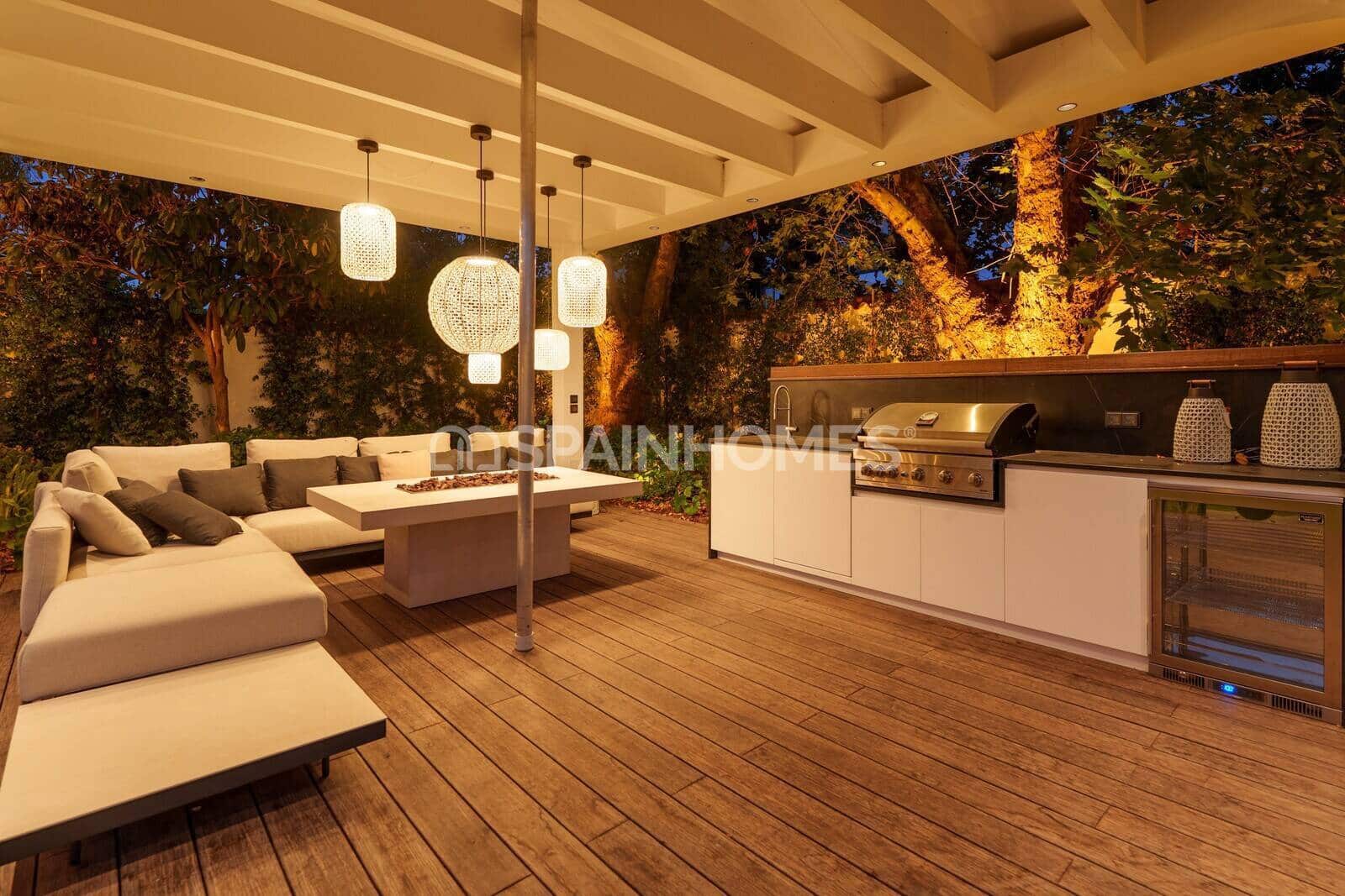 5 chambre Villa/Maison à vendre à Nueva Andalucia avec piscine - 5 750 000 € (Ref: 9735197)