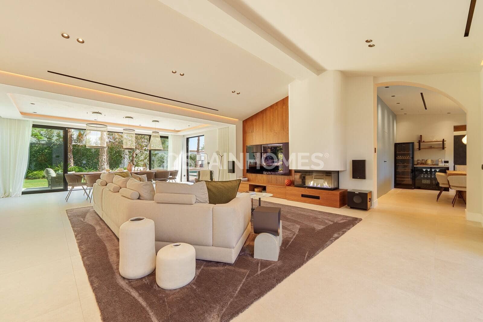 5 chambre Villa/Maison à vendre à Nueva Andalucia avec piscine - 5 750 000 € (Ref: 9735197)