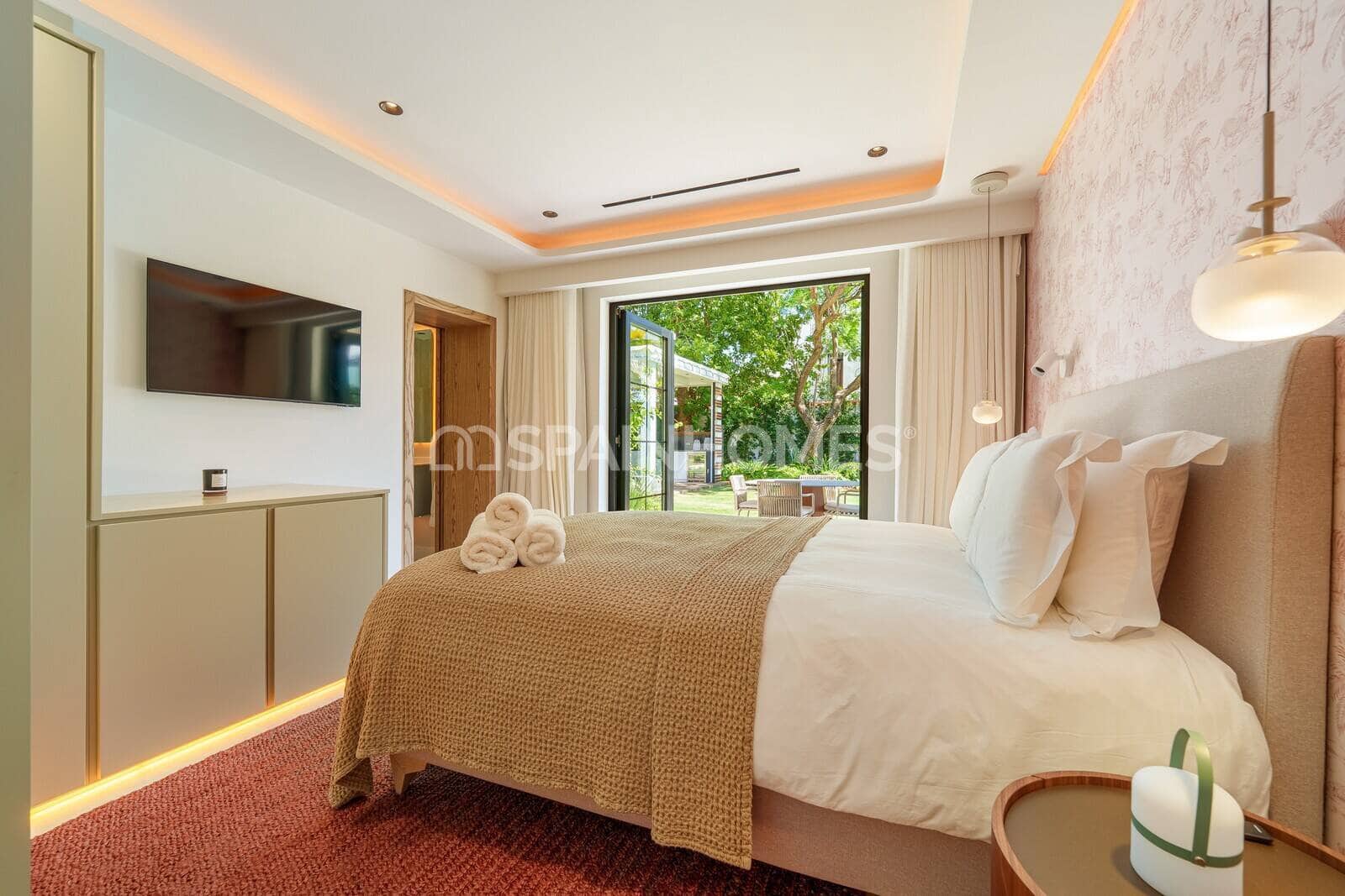 5 chambre Villa/Maison à vendre à Nueva Andalucia avec piscine - 5 750 000 € (Ref: 9735197)