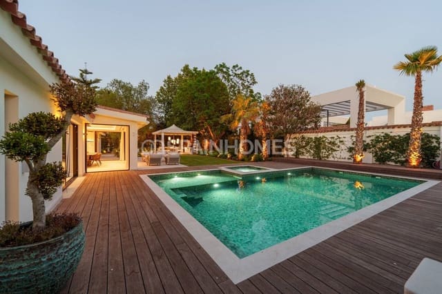 5 Zimmer Villa zu verkaufen in Puerto Banus, Marbella mit Pool - 5.750.000 € (Ref: 9735197)