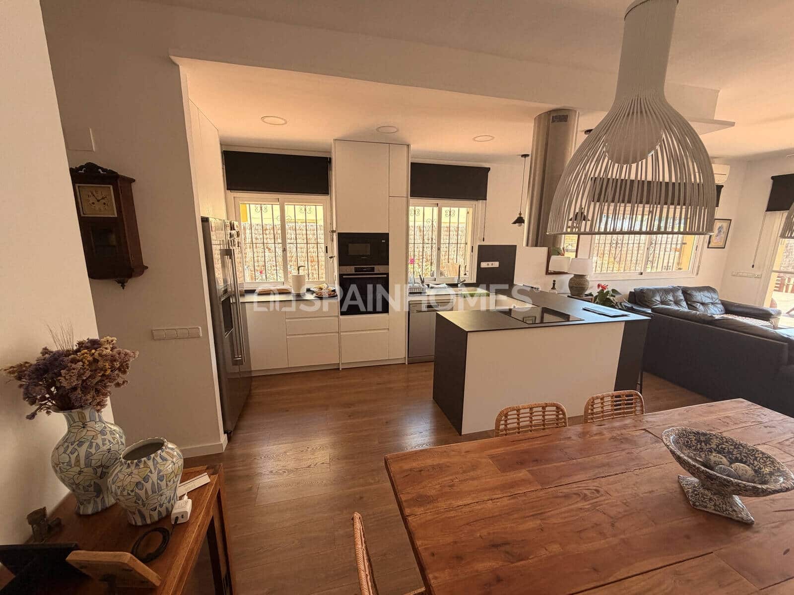 4 slaapkamer Villa te koop in Garraf met zwembad - € 875.000 (Ref: 9815485)
