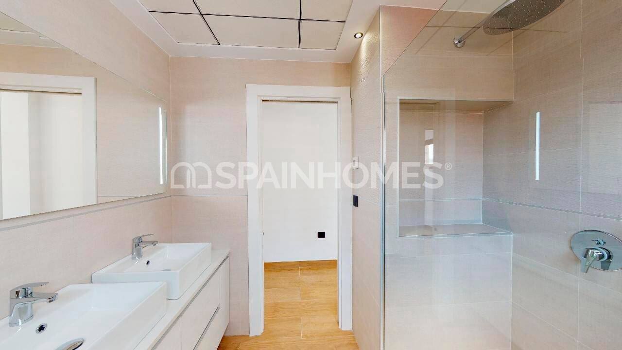 5 makuuhuone Huvila myytävänä paikassa Finestrat mukana uima-altaan - 820 000 € (Ref: 9833242)