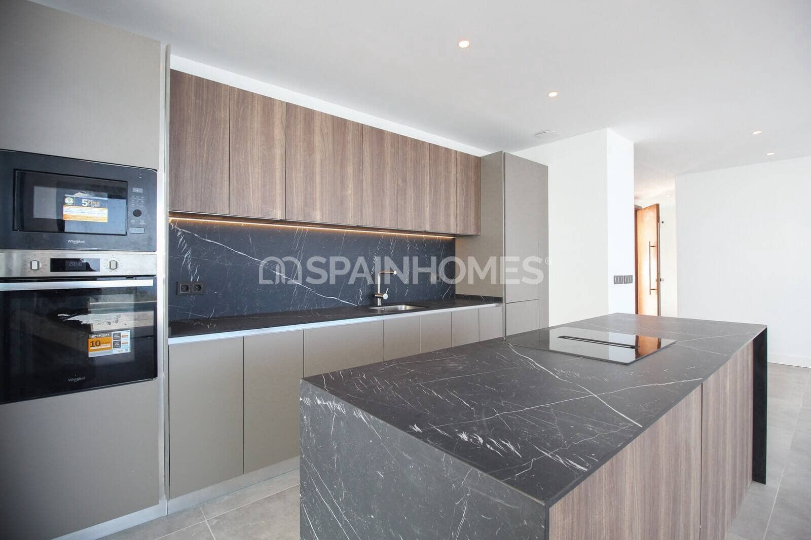 4 sovrum Villa till salu i Benalmadena med pool - 1 575 000 € (Ref: 9851065)