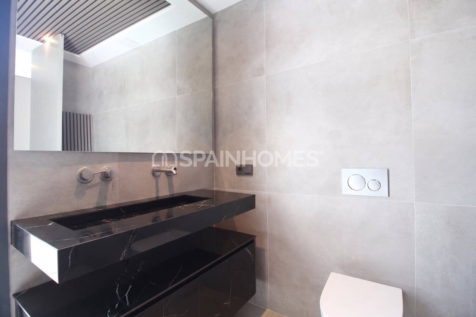 4 sovrum Villa till salu i Benalmadena med pool - 1 575 000 € (Ref: 9851065)