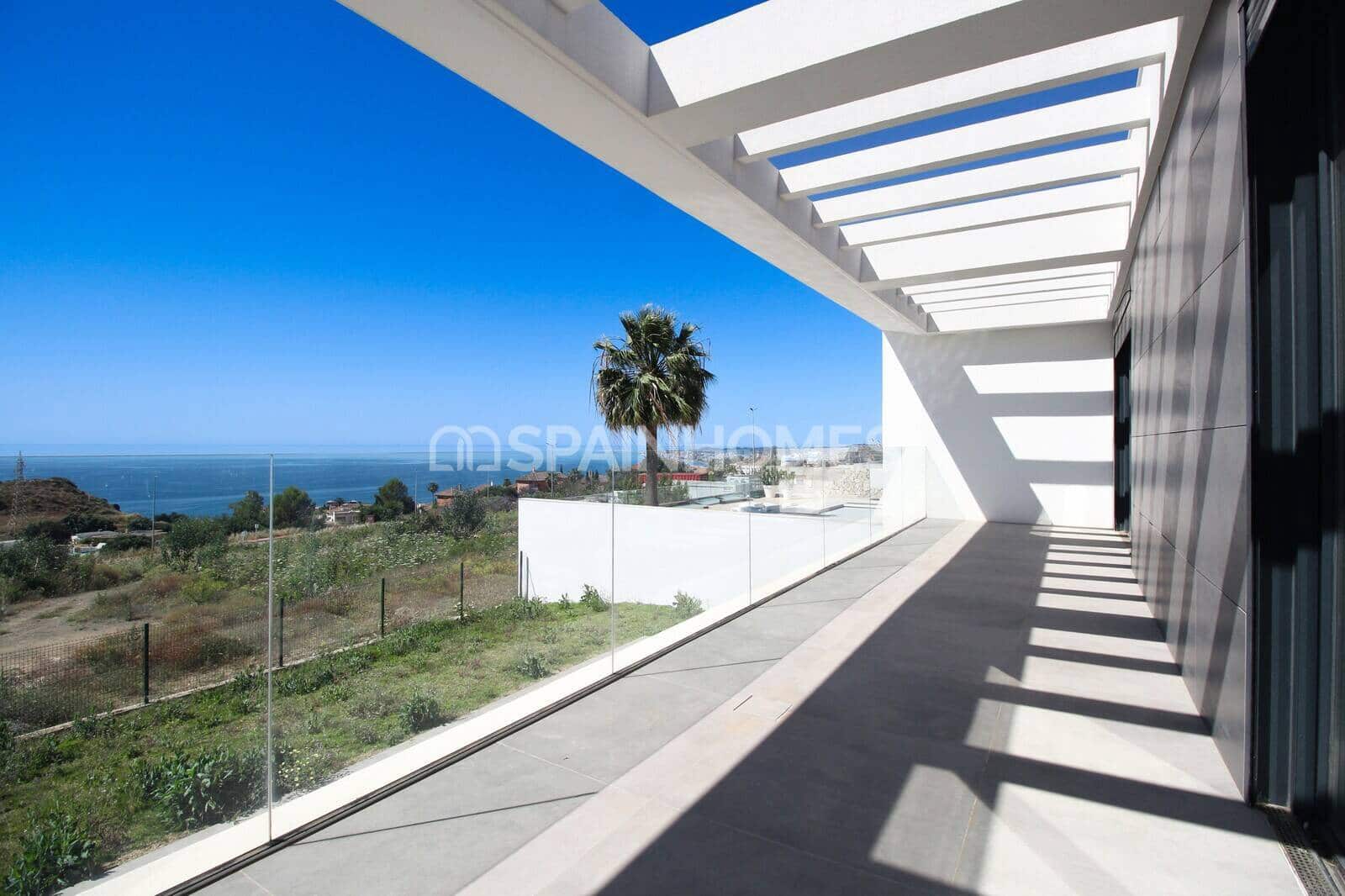 4 sovrum Villa till salu i Benalmadena med pool - 1 575 000 € (Ref: 9851065)