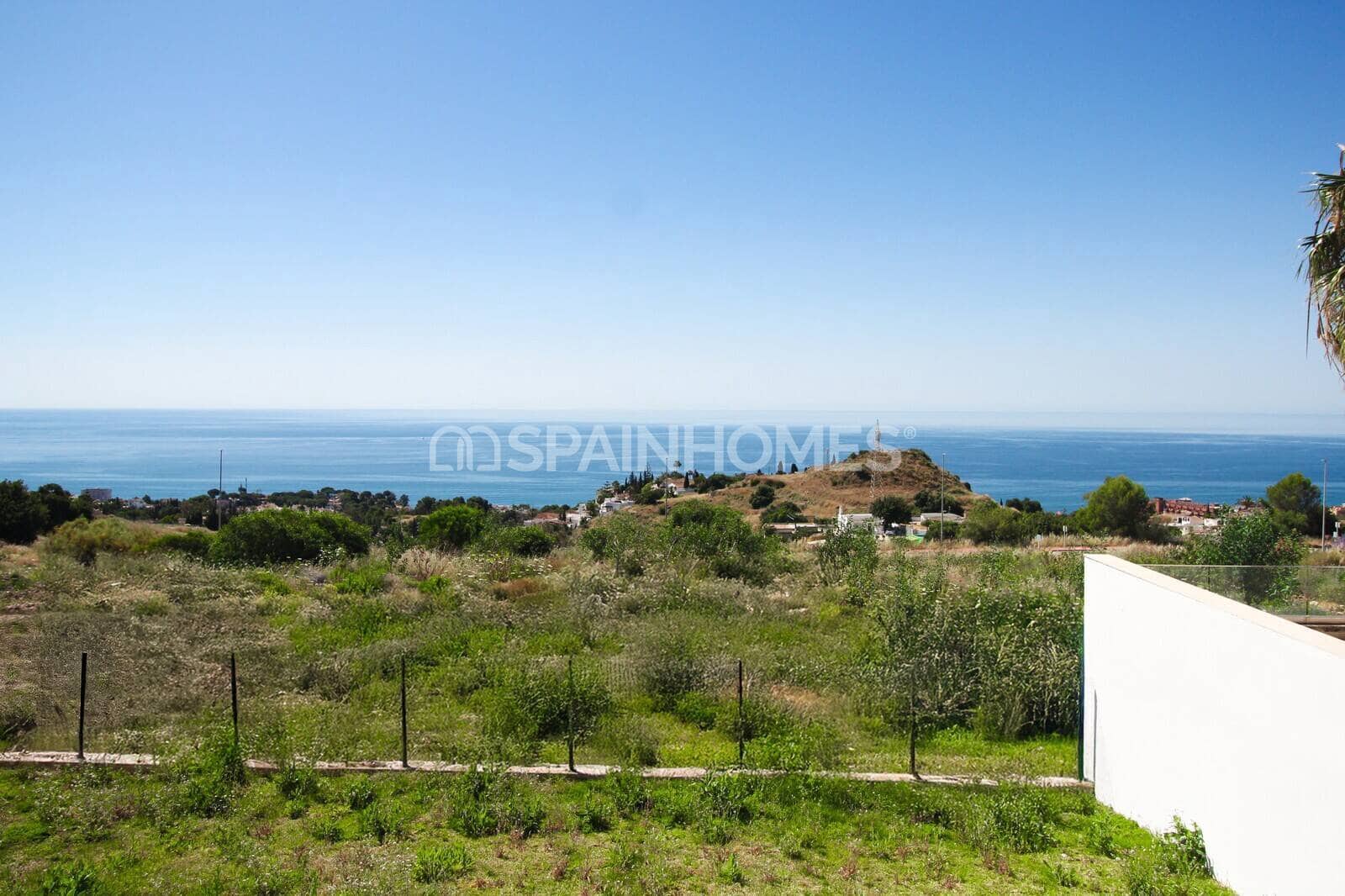 4 sovrum Villa till salu i Benalmadena med pool - 1 575 000 € (Ref: 9851065)