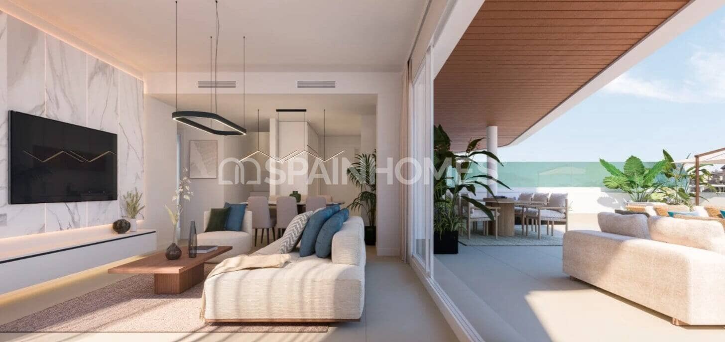 Piso de 1 habitación en Torrox en venta con piscina - 255.000 € (Ref: 9898704)