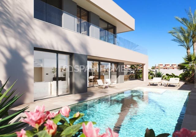 5 Zimmer Villa zu verkaufen in La Zenia, Orihuela mit Pool - 3.500.000 € (Ref: 9898707)