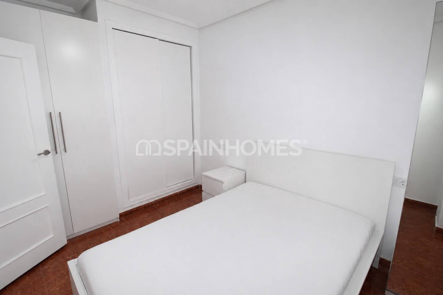 3 slaapkamer Flat te koop in Torrevieja - € 199.000 (Ref: 9956748)