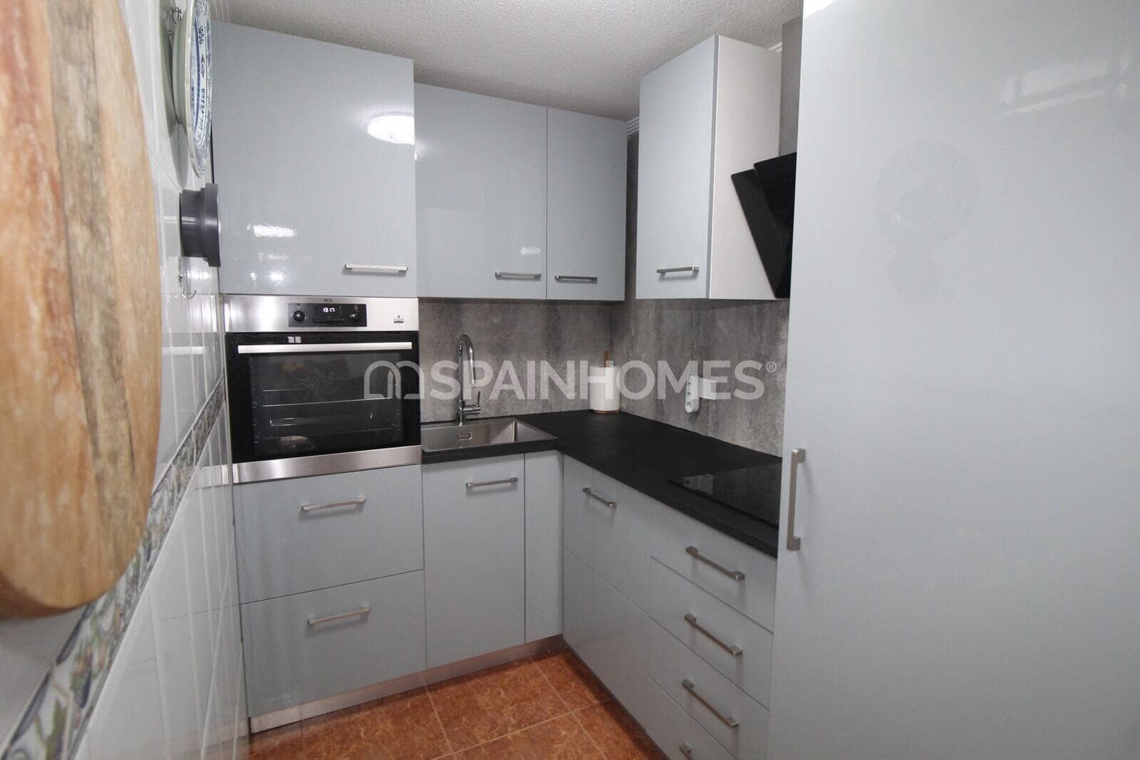 3 slaapkamer Flat te koop in Torrevieja - € 199.000 (Ref: 9956748)