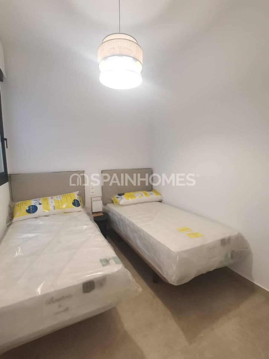 1 soveværelse Lejlighed til salg i Torrevieja med swimmingpool - € 219.000 (Ref: 9998071)
