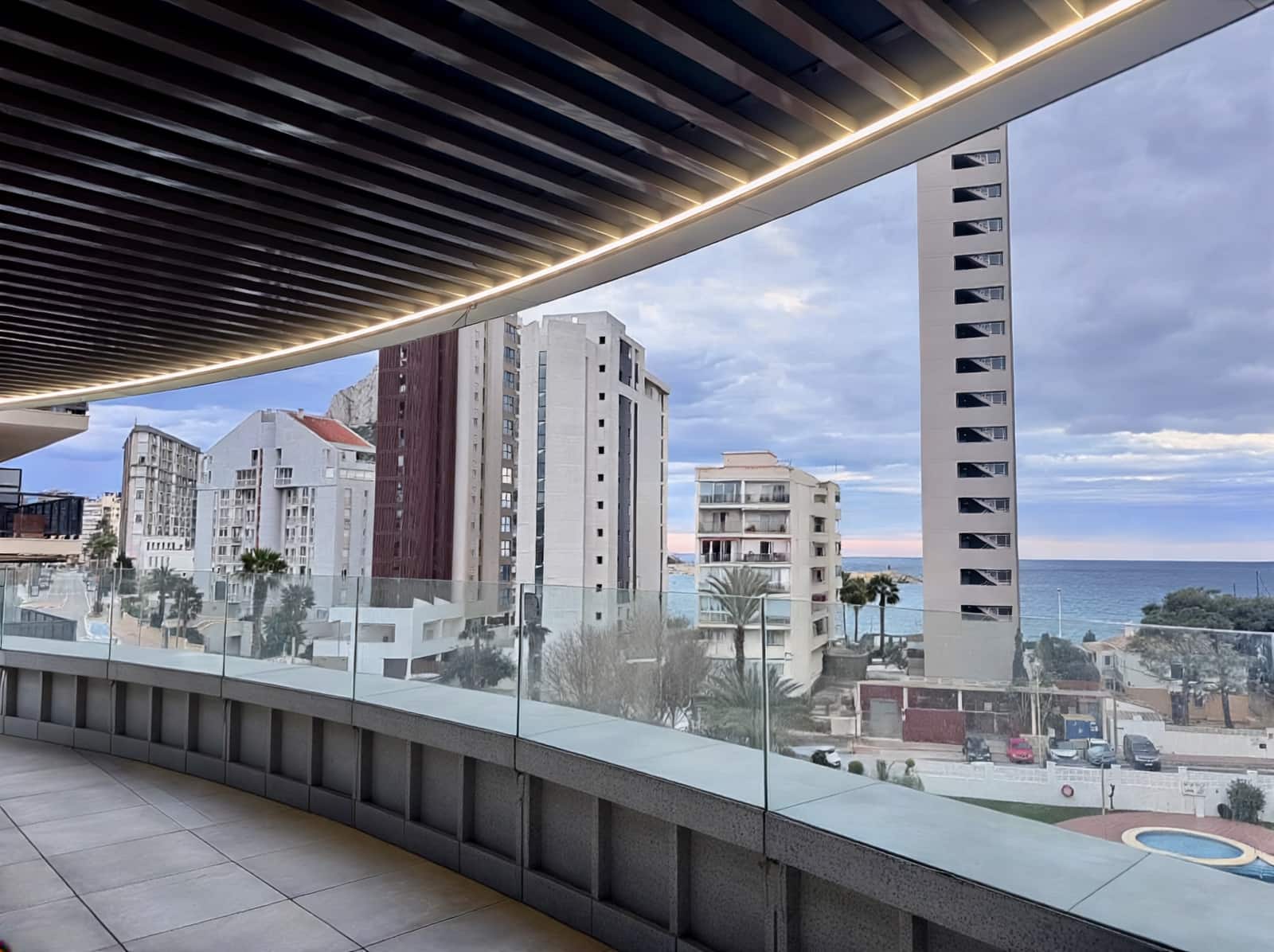 3 soverom Leilighet til salgs i Calpe / Calp med svømmebasseng garasje - € 628 000 (Ref: 8994153)