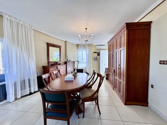 6 camera da letto Villa in vendita in Lomas de Cabo Roig - Los Dolses, Orihuela con piscina garage - 425.000 € (Rif: 9109409)