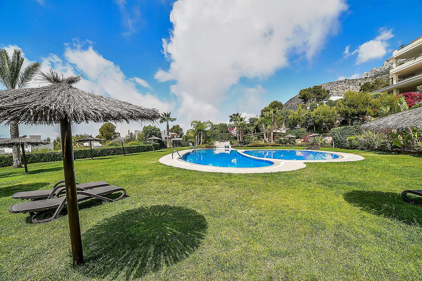 3 sypialnia Apartament na sprzedaż w Altea z basenem garażem - 680 000 € (Ref: 9592294)