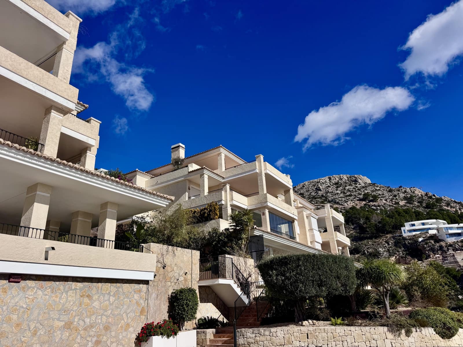 3 sypialnia Apartament na sprzedaż w Altea z basenem garażem - 680 000 € (Ref: 9592294)