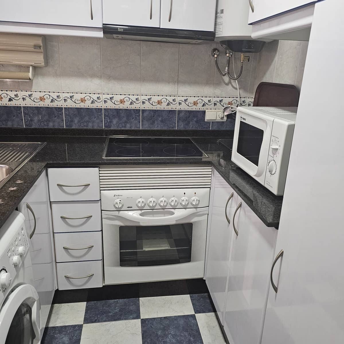2 soveværelse Lejlighed til salg i Santa Pola med swimmingpool garage - € 199.000 (Ref: 10006233)