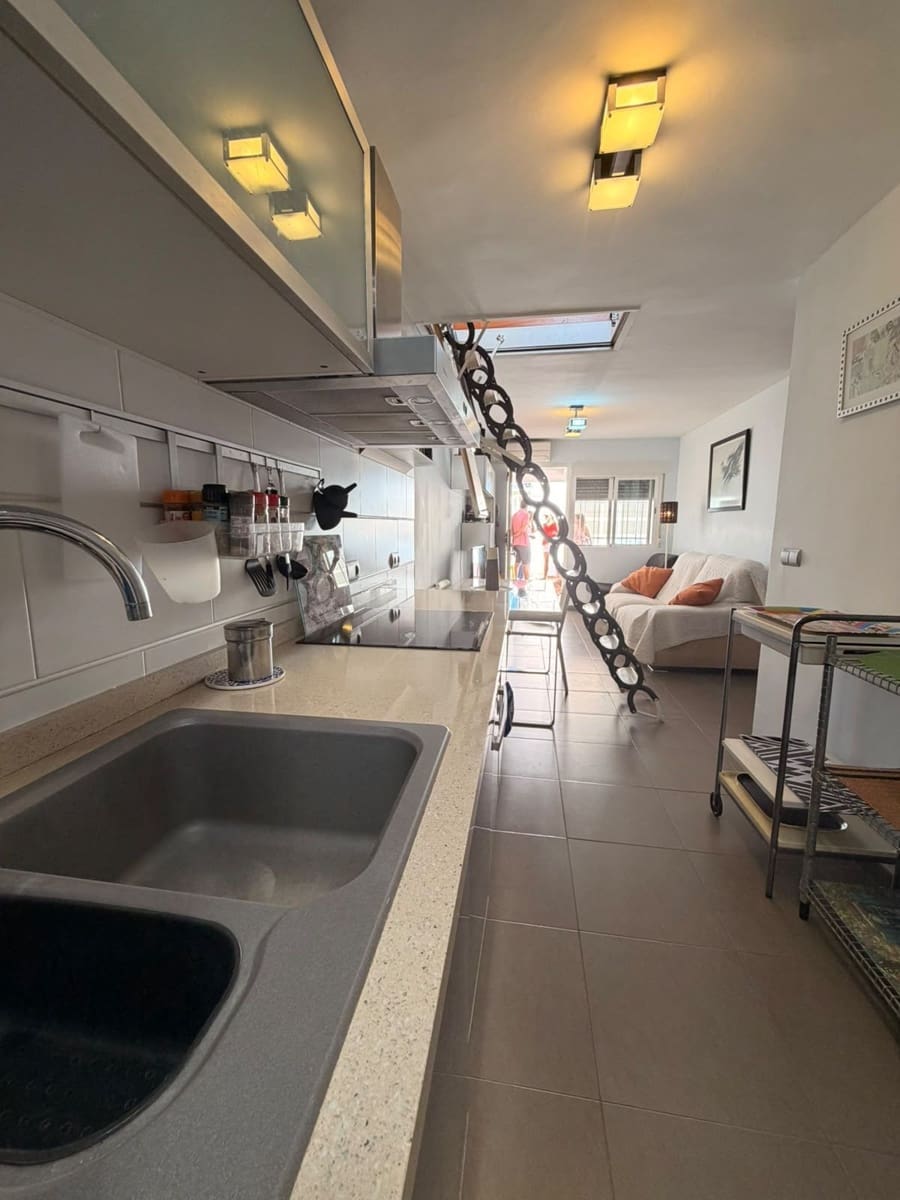2 chambre Villa/Maison à vendre à Santa Pola - 220 000 € (Ref: 10075379)