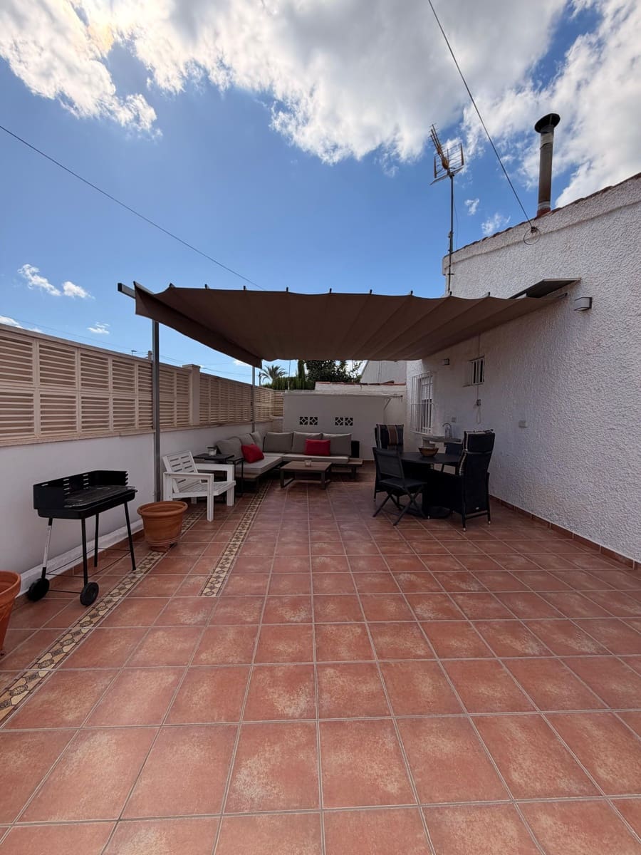 2 chambre Villa/Maison à vendre à Santa Pola - 220 000 € (Ref: 10075379)
