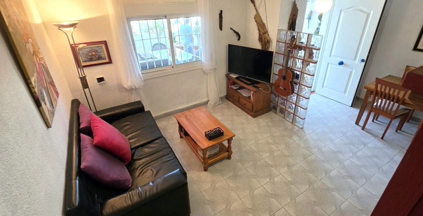 3 sypialnia Bungalow na sprzedaż w Santa Pola z basenem - 325 000 € (Ref: 10097634)