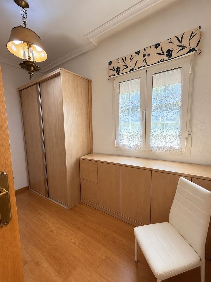 5 soveværelse Byhus til salg i Santa Pola - € 325.000 (Ref: 10108952)