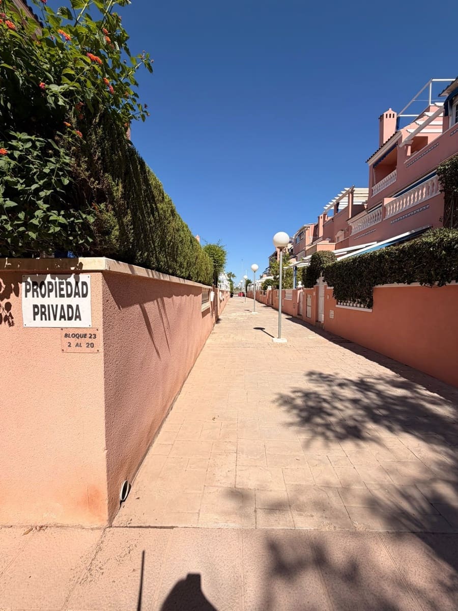 5 soveværelse Byhus til salg i Santa Pola - € 325.000 (Ref: 10108952)