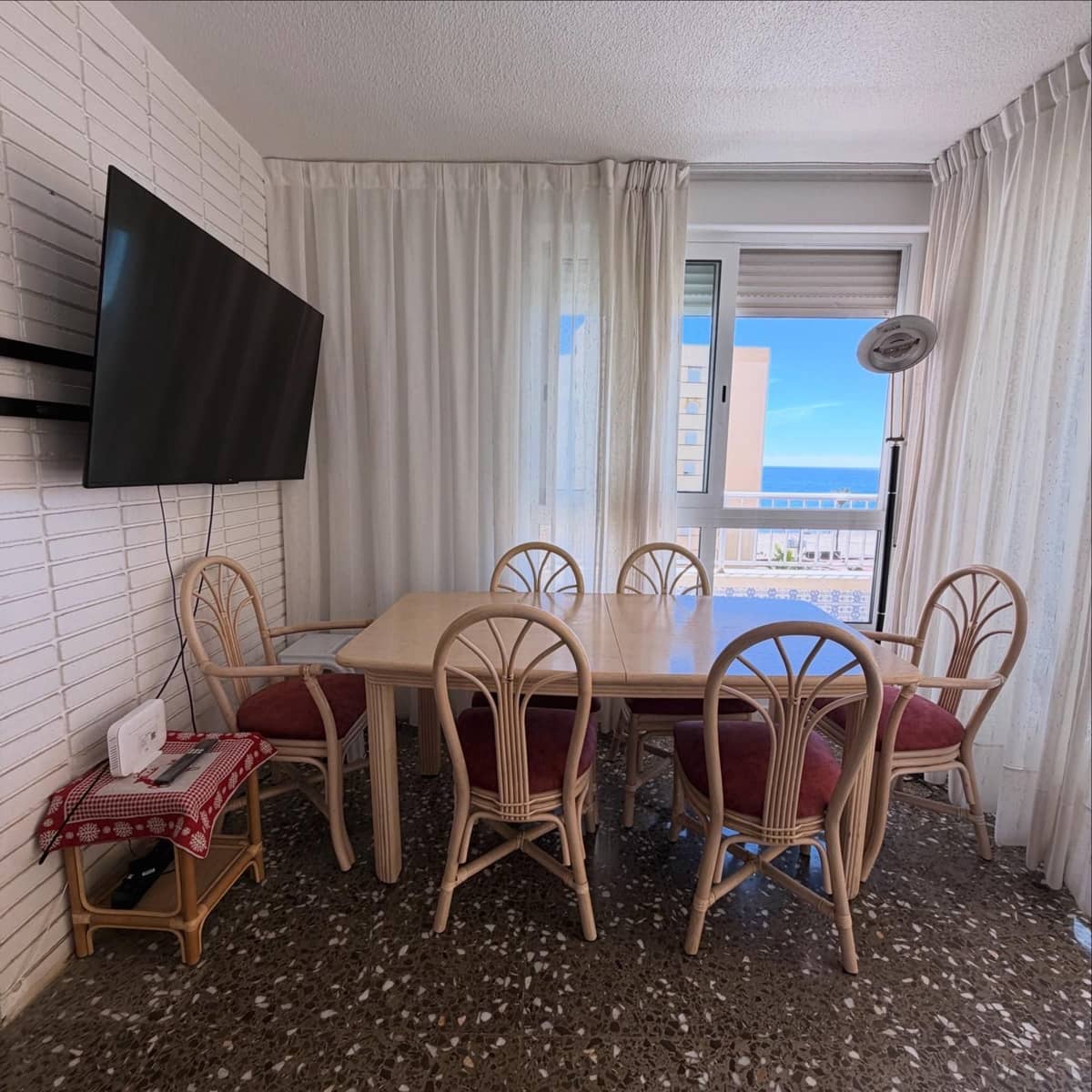 3 bedroom Flat for rent in Santa Pola with pool garage - € 1,000 (Ref: 10115404)