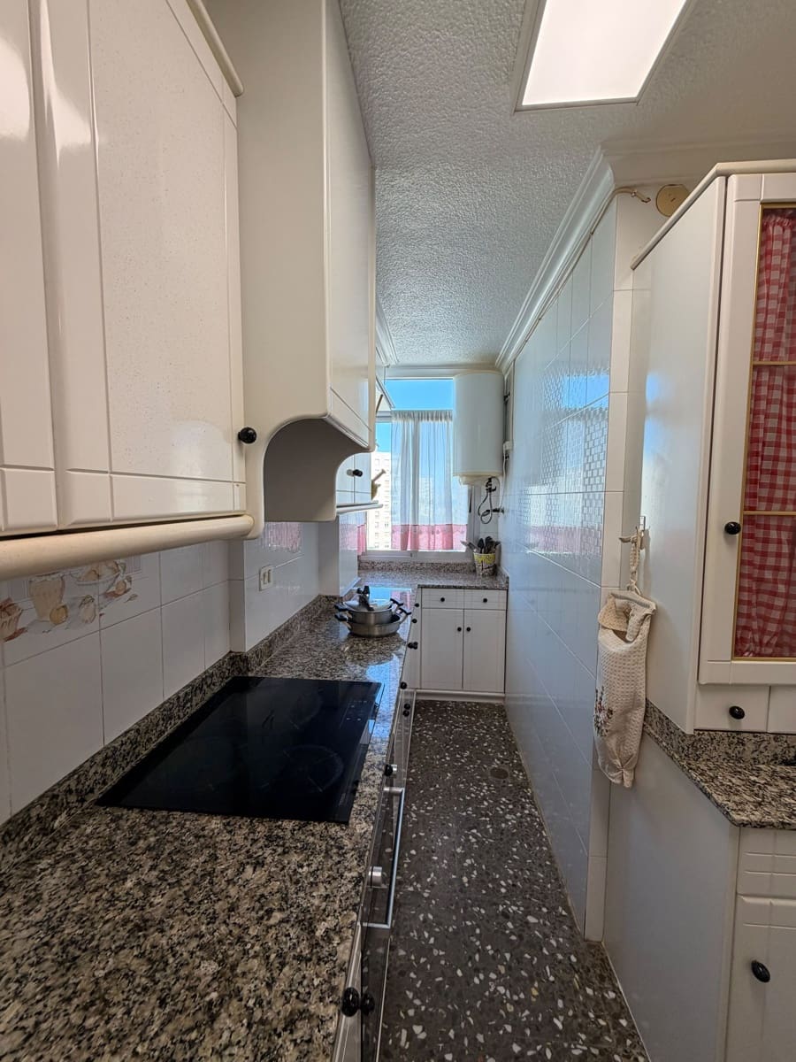 3 bedroom Flat for rent in Santa Pola with pool garage - € 1,000 (Ref: 10115404)