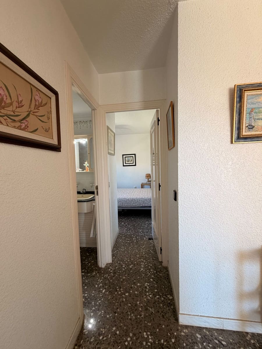 3 bedroom Flat for rent in Santa Pola with pool garage - € 1,000 (Ref: 10115404)