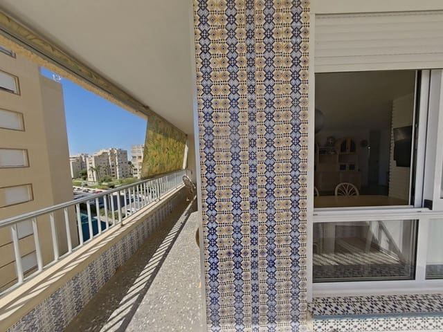 3 soverom Leilighet til leie i Santa Pola med svømmebasseng garasje - € 1 000 (Ref: 10115404)