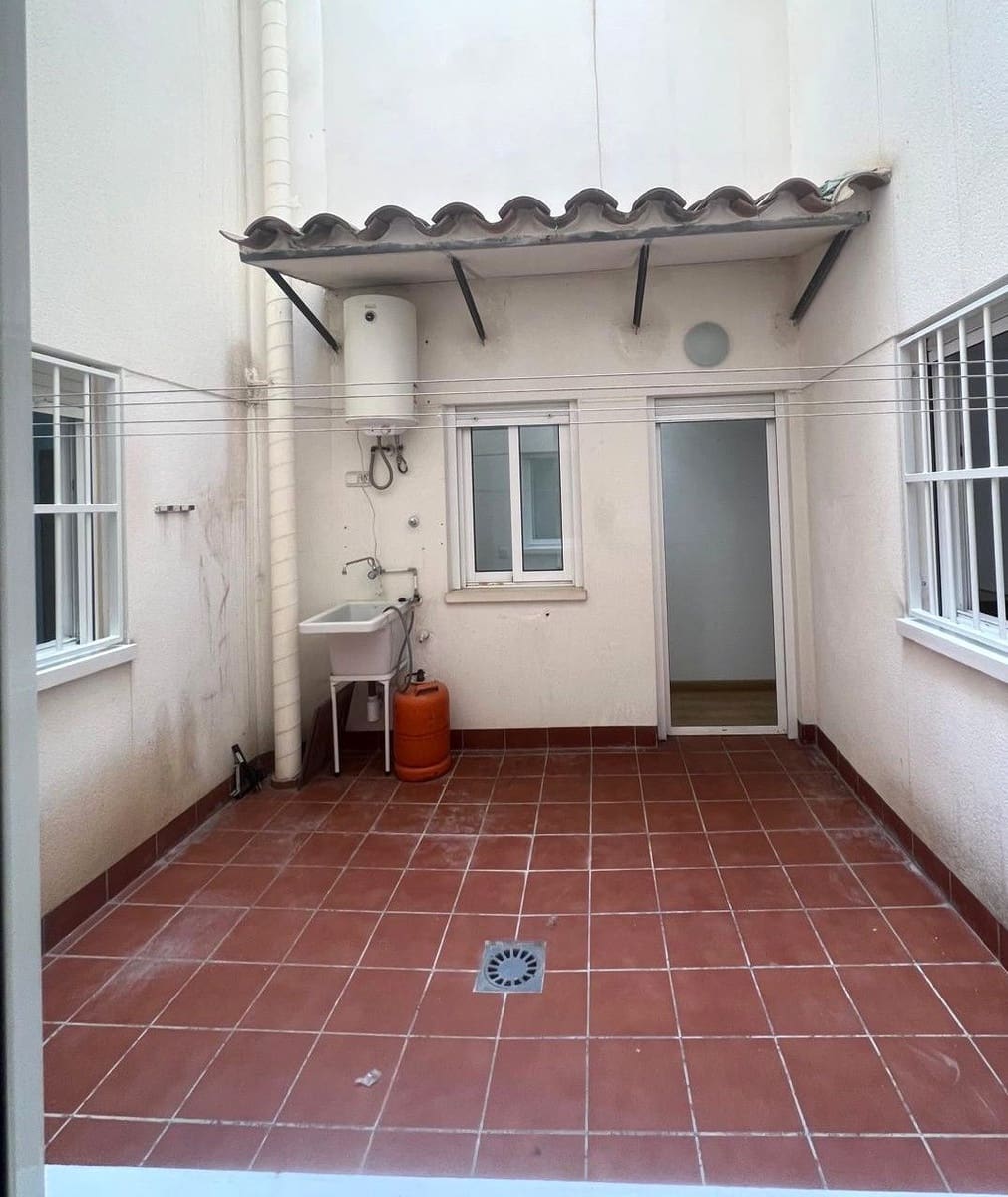 3 bedroom Flat for sale in Elche / Elx with garage - € 215,000 (Ref: 10159095)