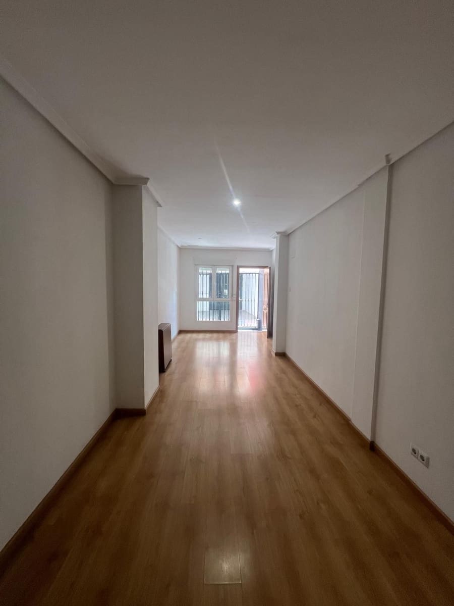 3 bedroom Flat for sale in Elche / Elx with garage - € 215,000 (Ref: 10159095)