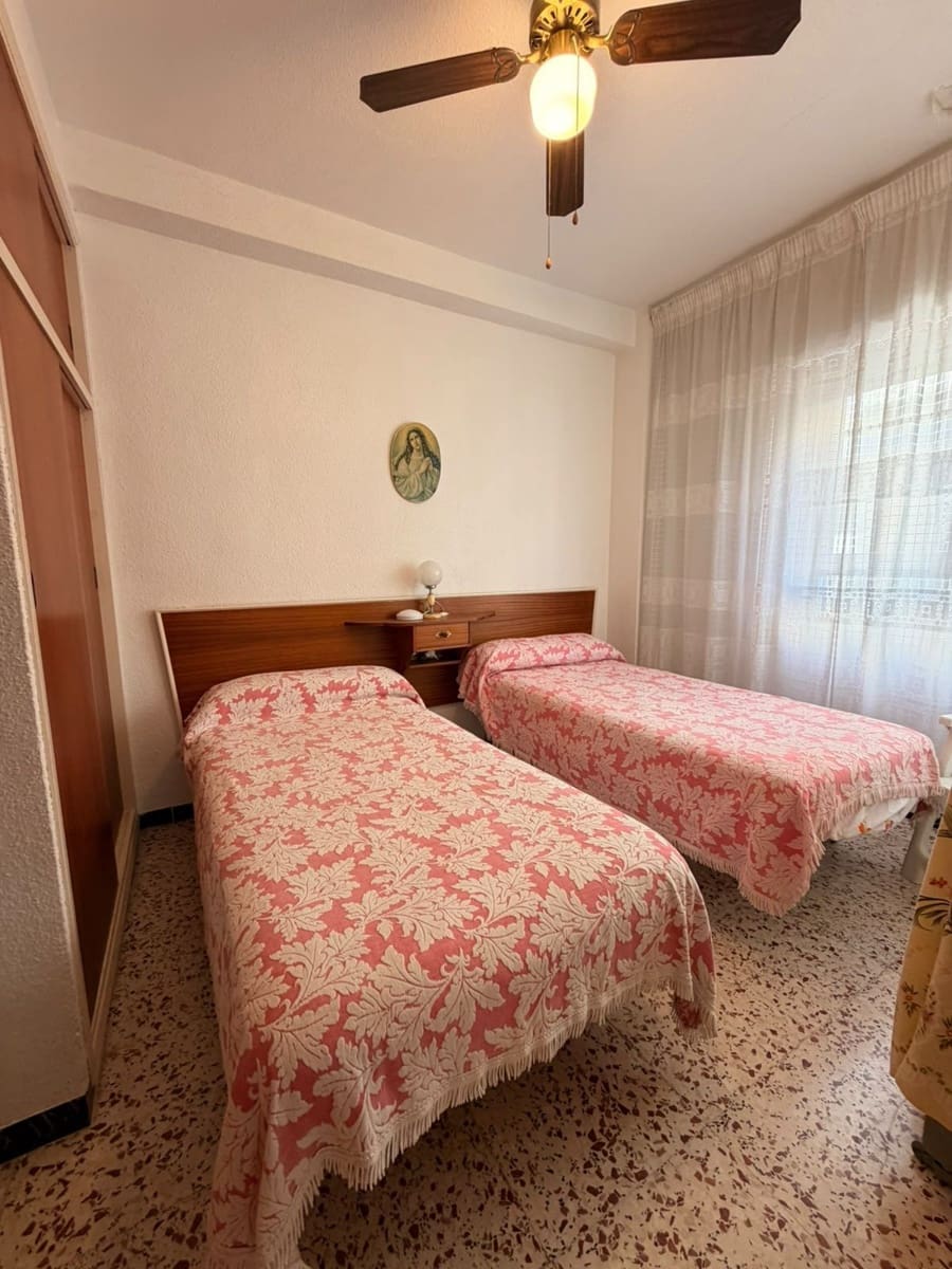 3 bedroom Flat for sale in Santa Pola with garage - € 180,000 (Ref: 10161036)