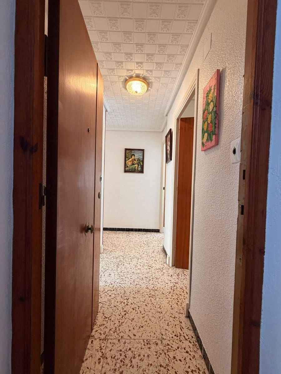 3 bedroom Flat for sale in Santa Pola with garage - € 180,000 (Ref: 10161036)