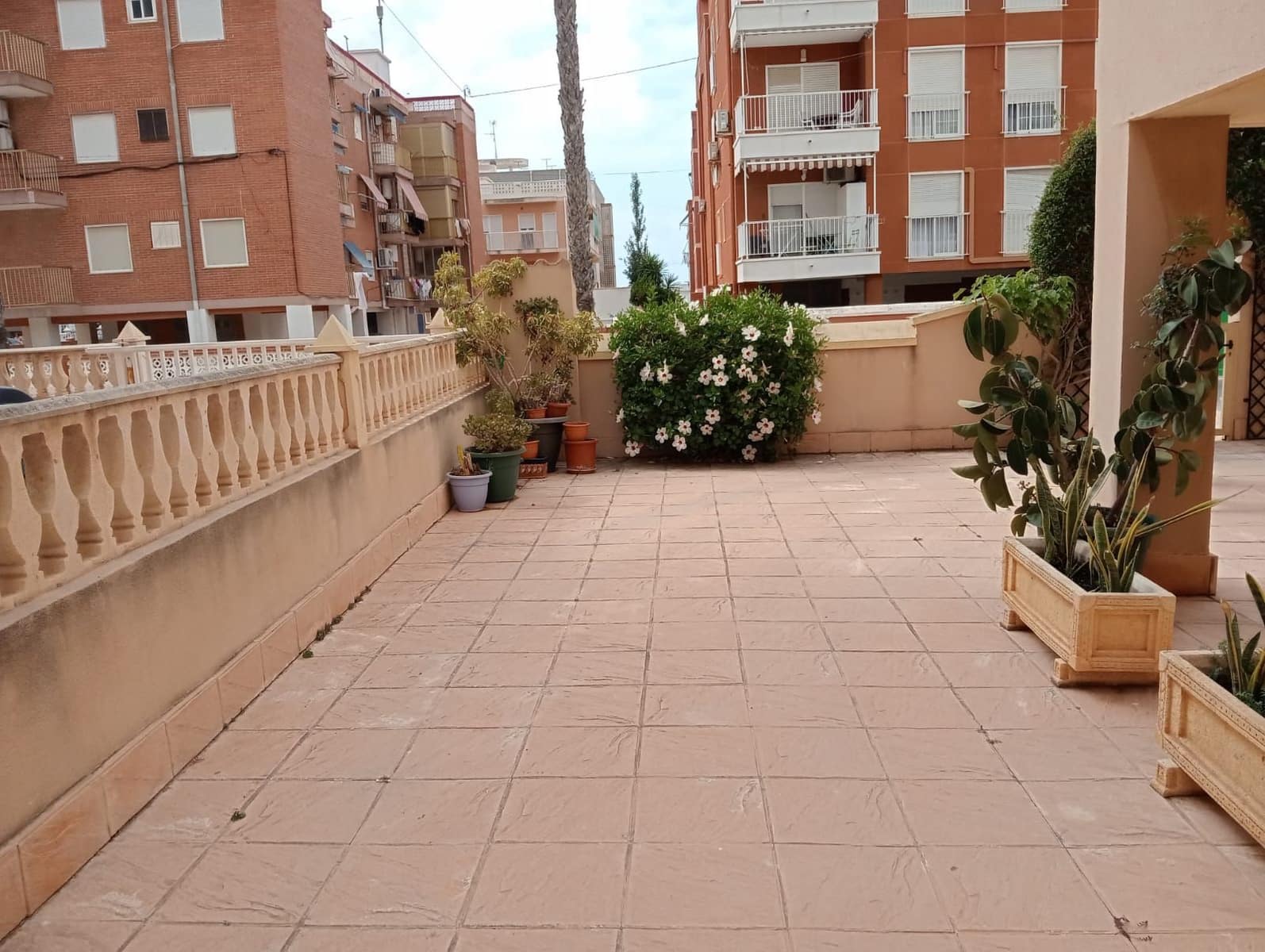 2 quarto Apartamento para arrendar em Santa Pola com garagem - 800 € (Ref: 8989710)