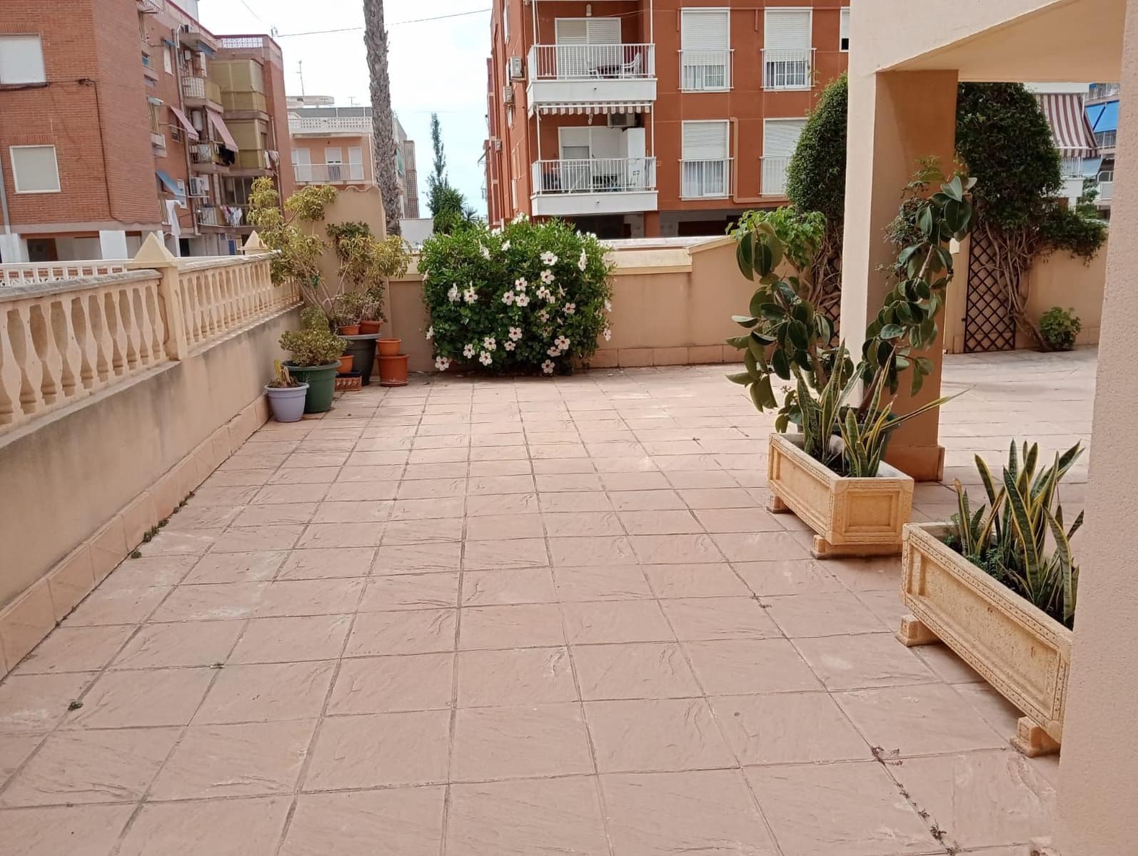 2 quarto Apartamento para arrendar em Santa Pola com garagem - 800 € (Ref: 8989710)
