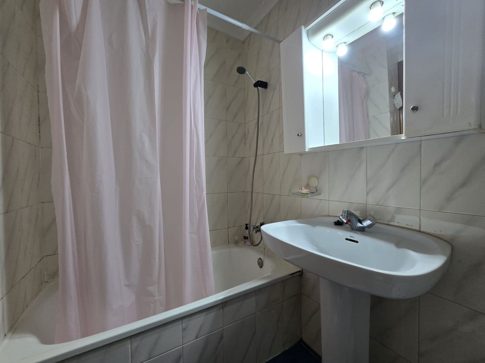 1 bedroom Apartment for rent in Santa Pola with pool - € 550 (Ref: 8989713)