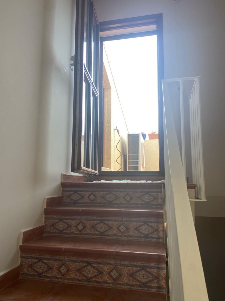 5 bedroom Bungalow for sale in Santa Pola with pool garage - € 550,000 (Ref: 8989723)