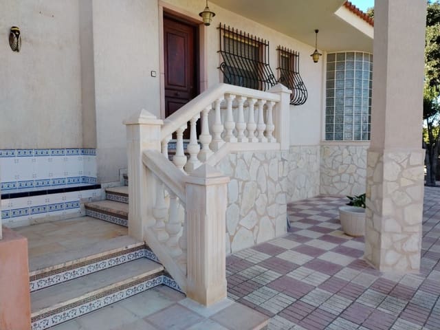 6 camera da letto Villa in vendita in Alicante città con garage - 750.000 € (Rif: 8993622)