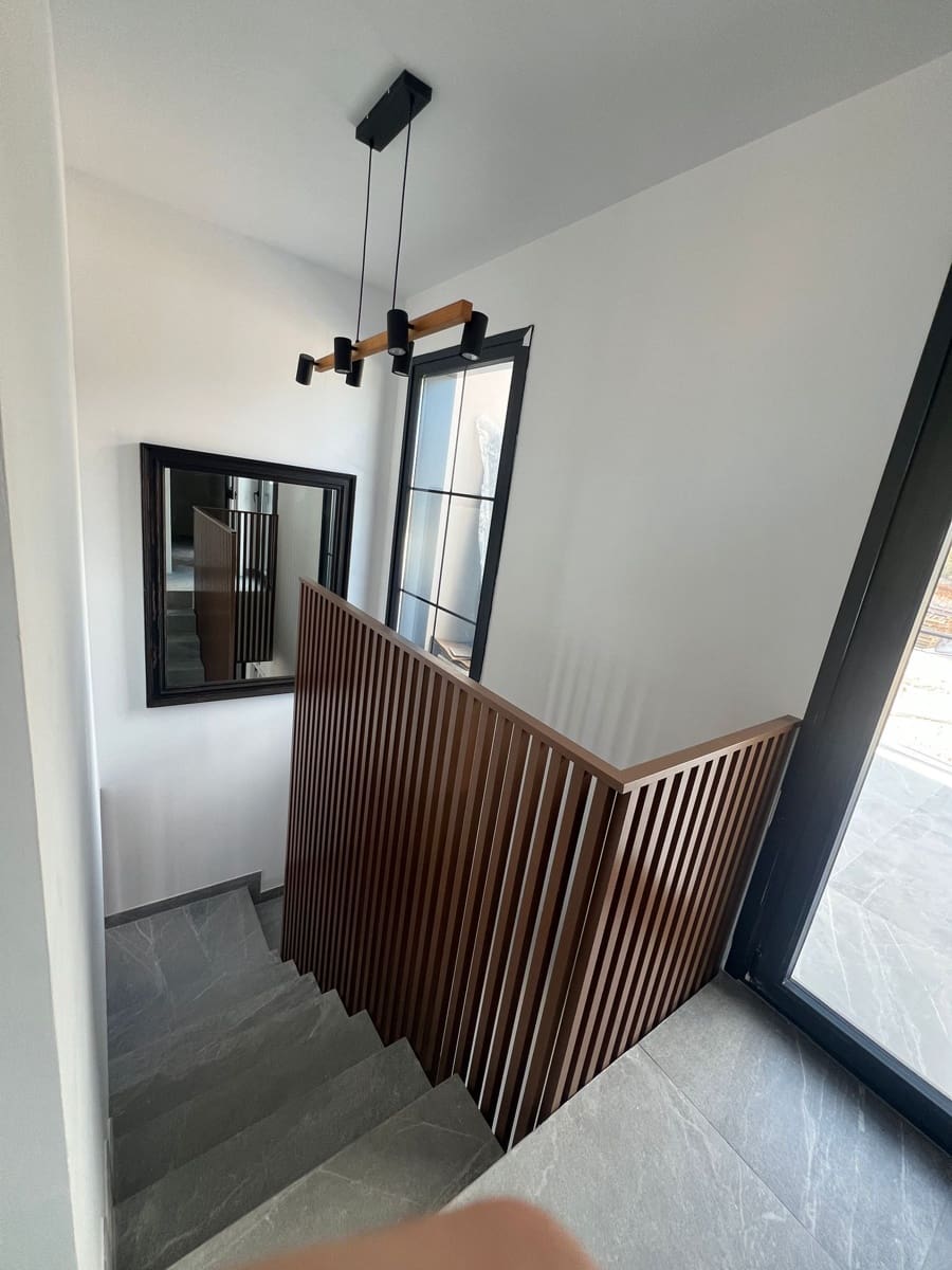 3 makuuhuone Huvila myytävänä paikassa Polop mukana uima-altaan 
autotalli - 412 500 € (Ref: 8993623)