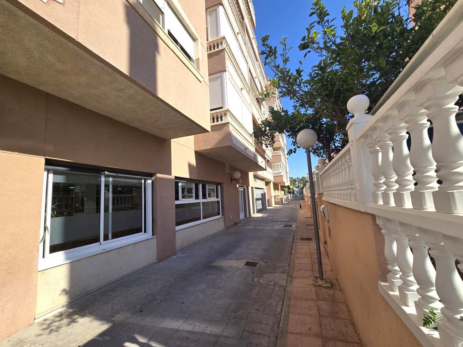 1 bedroom Apartment for rent in Santa Pola - € 800 (Ref: 9007344)