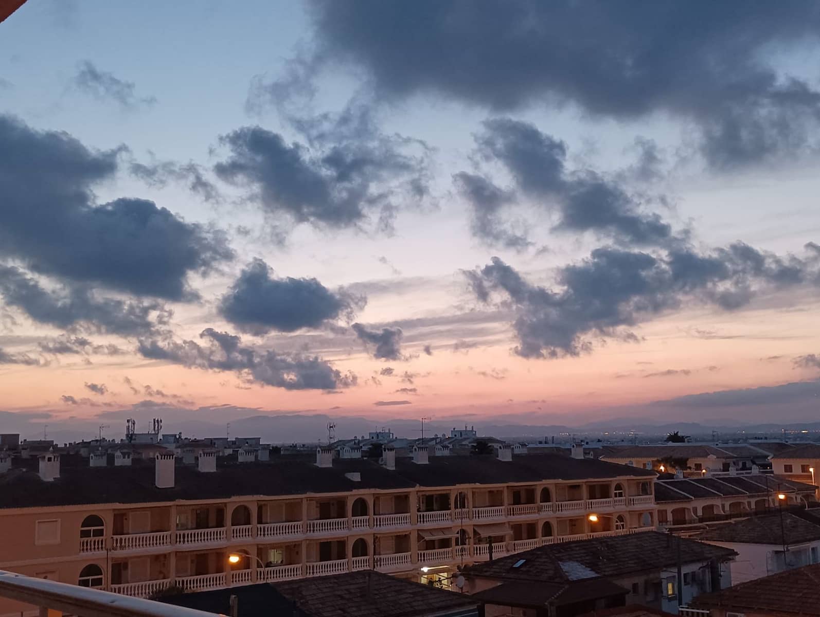 3 soveværelse Lejlighed til leje i Santa Pola - € 900 (Ref: 9007345)