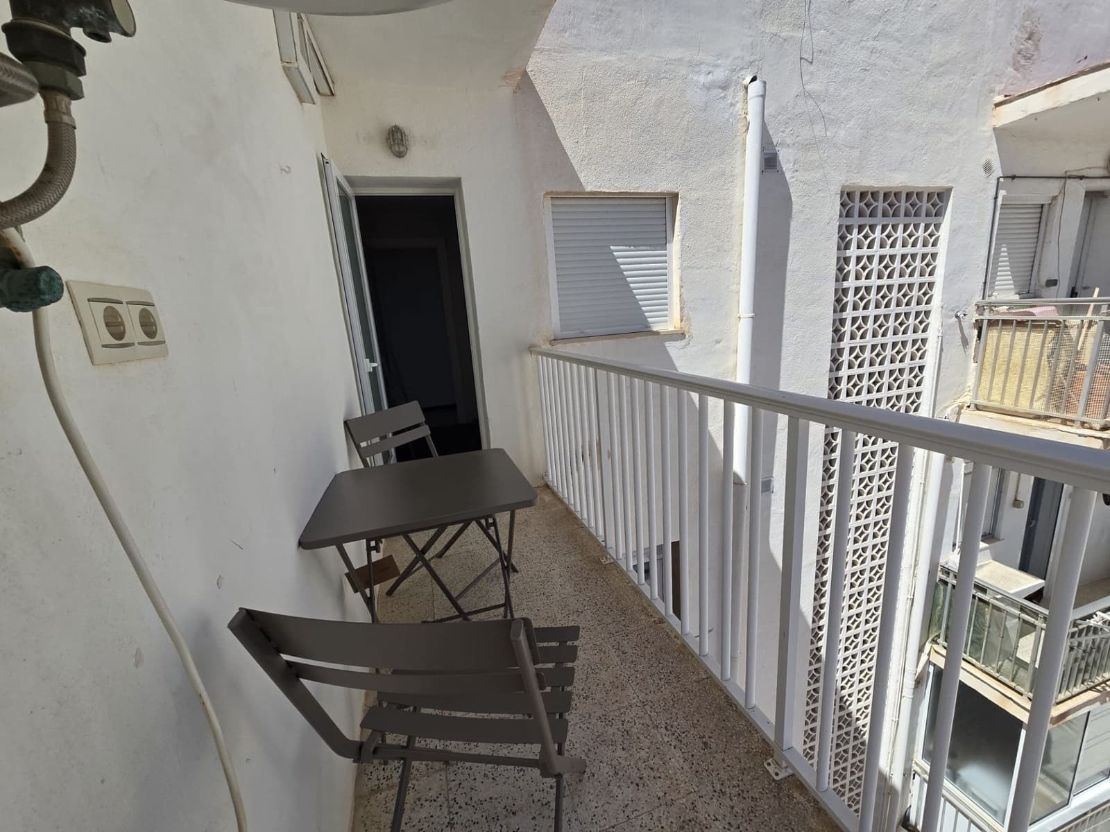 3 soveværelse Lejlighed til leje i Santa Pola - € 900 (Ref: 9007345)