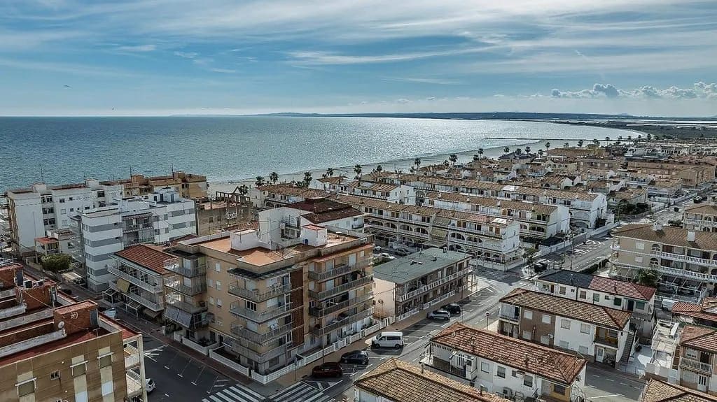3 quarto Apartamento para arrendar em Santa Pola - 900 € (Ref: 9007345)