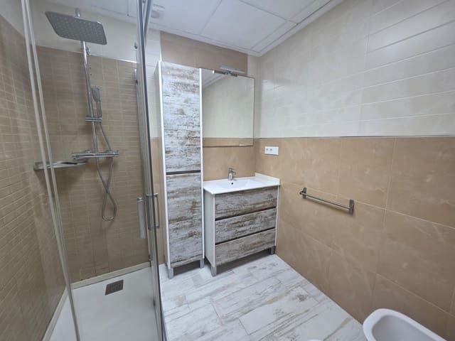 Bungalow de 2 chambres à louer à Santa Pola - 800 € (Ref: 9258238)